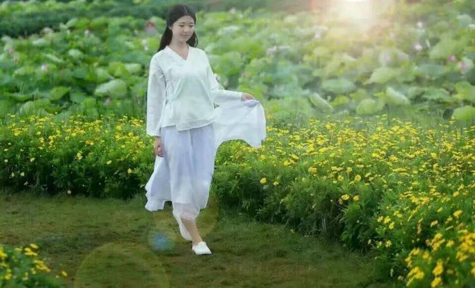脱身红尘里_脱身红尘的意思_脱身红尘
