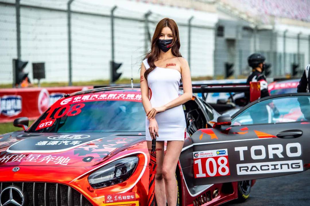 美女类手机游戏_美女车游戏手机游戏_一款美女游戏