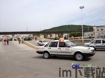 在有魔法少女的学校游戏汉化版 (图3) 在有魔法少女的学校游戏汉化版 (图3)