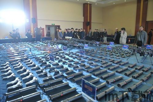 贵阳捣毁地下兵工厂,斩断全国制贩网络”(图3) 贵阳捣毁地下兵工厂,斩断全国制贩网络”(图3)
